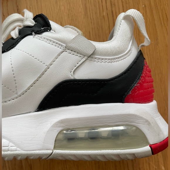 Nike Air Jordan 2021 - Picture 13 of 16